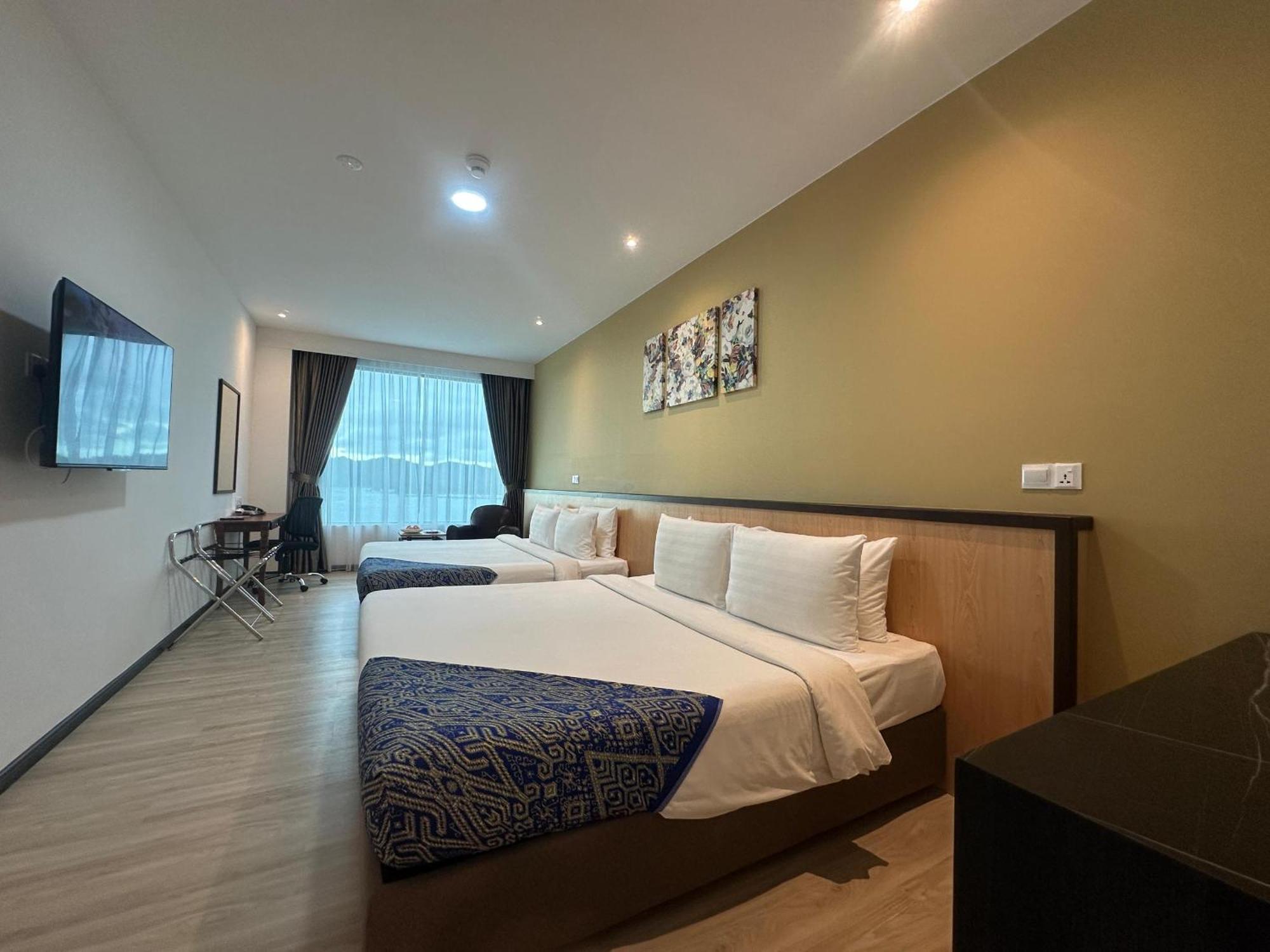 קוטה קינבלו Hotel 7 Suria מראה חיצוני תמונה