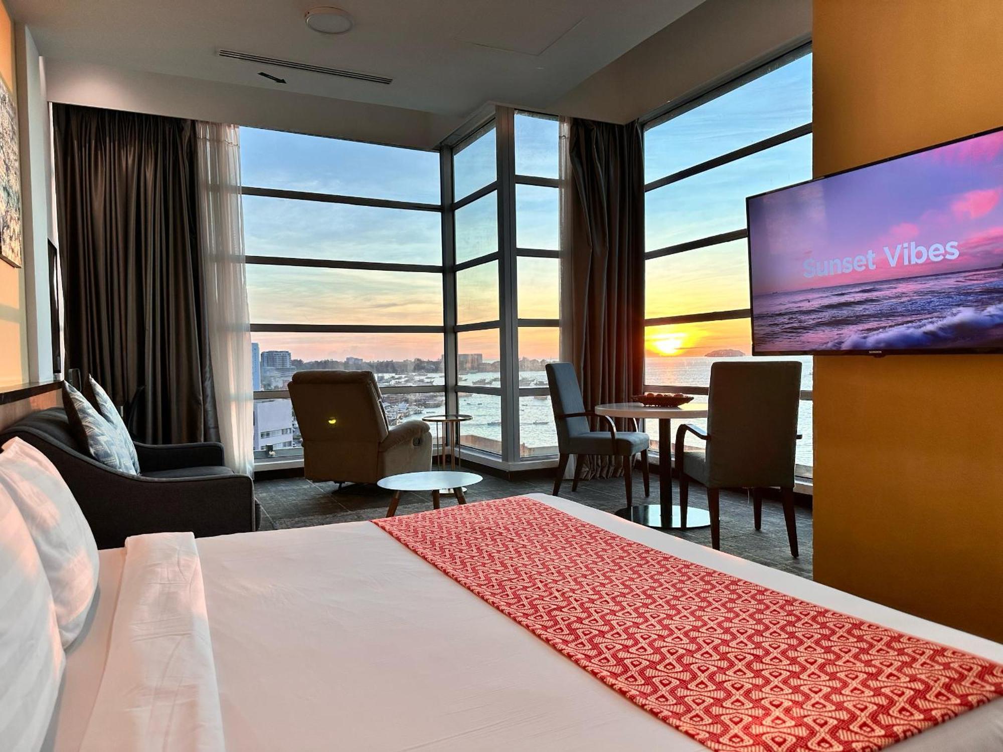 קוטה קינבלו Hotel 7 Suria מראה חיצוני תמונה