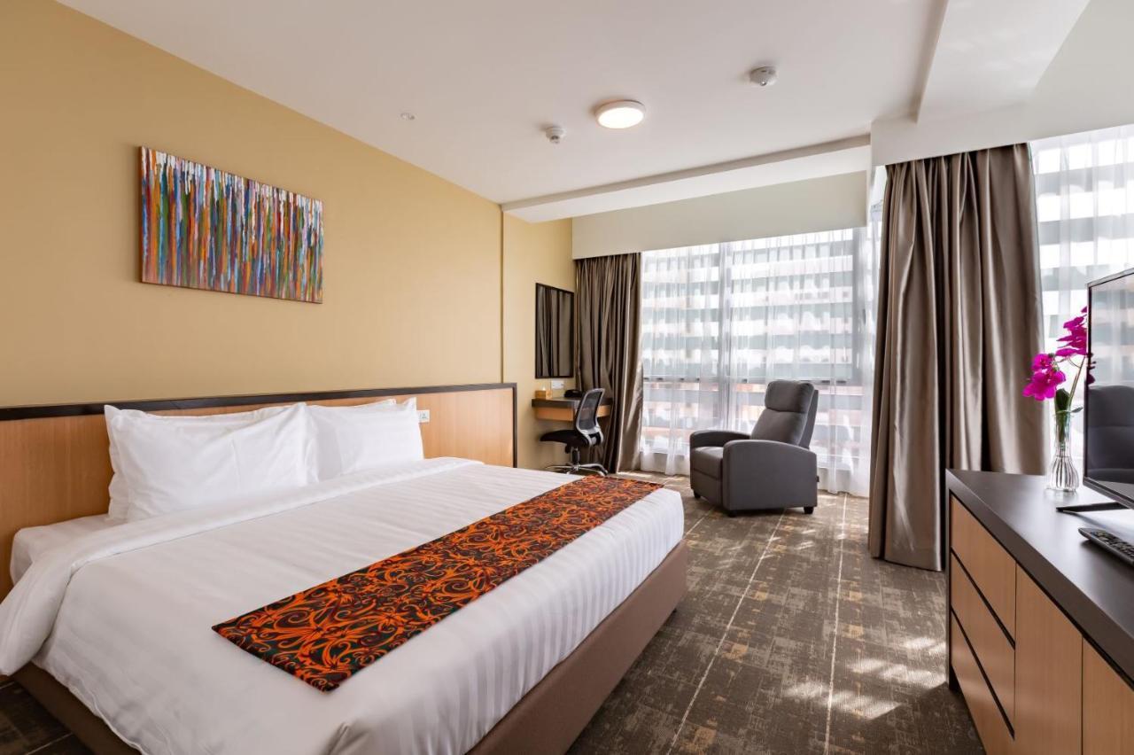 קוטה קינבלו Hotel 7 Suria מראה חיצוני תמונה